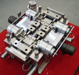 注塑模具高清图赏 黄岩协聚精密模具厂的精密工艺解码
